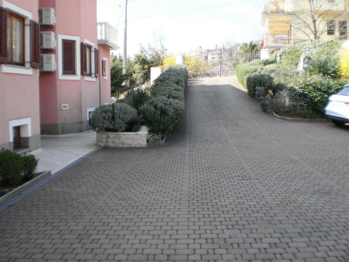 Apartman Lavanda - Villa Antonio オパティヤ エクステリア 写真
